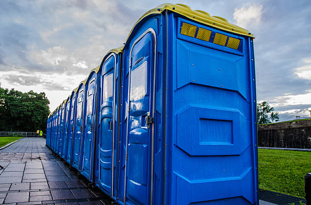 Portable Toilet Options We Offer in Spring City, TN